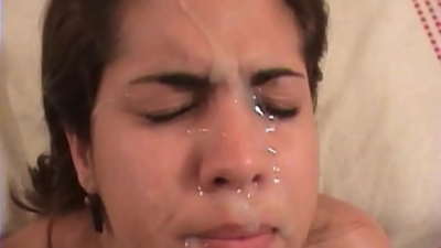 خوبصورت لاطيني brunette جي جنس آهي